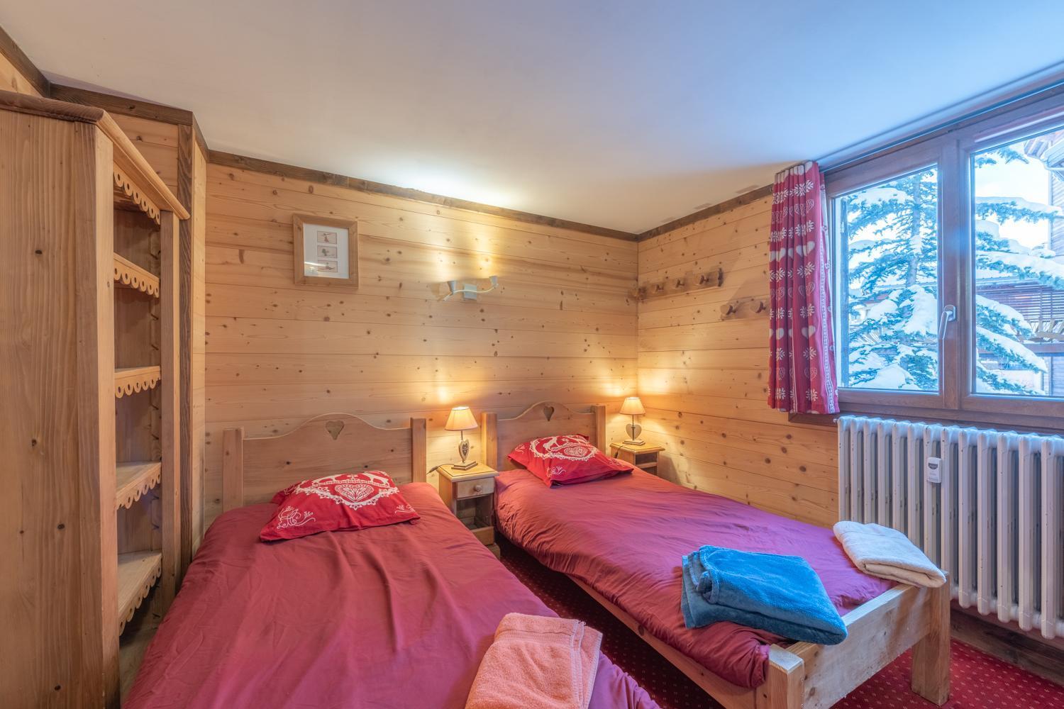 Chalet Alpe D'Huez 1850-Sea And Mountain Pleasure Avec 2 Appartements- 1 Appartement 3 Chambres 8 Couchages - 3 Salles D'Eau Et 1 Appartement 5 Chambres 12 Couchages 5 Salles D'Eau - Jacuzzi Et Sauna -Pieds Des Pistes Et Centre Екстериор снимка