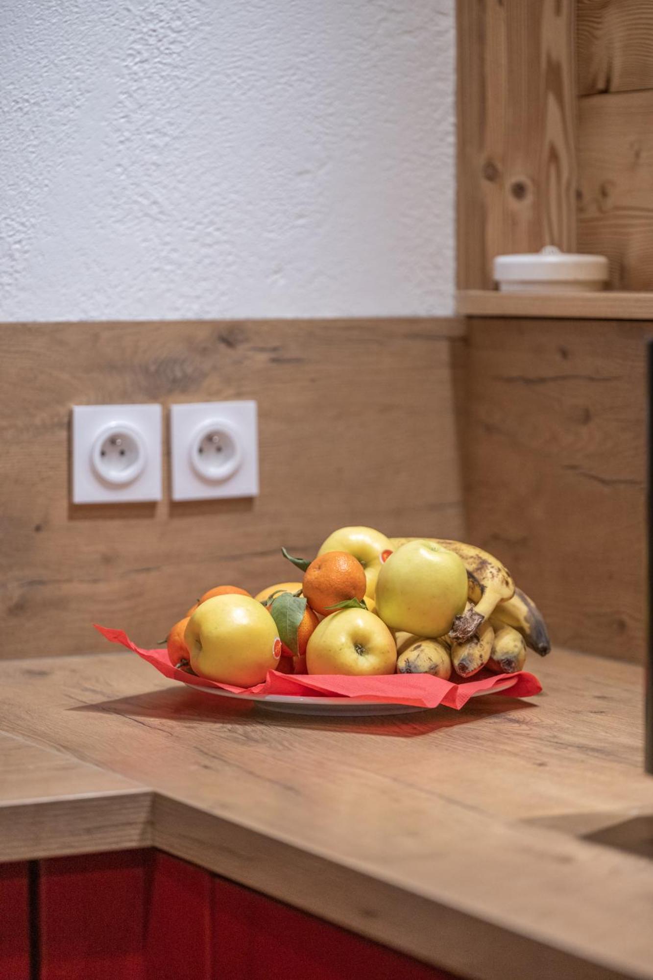 Chalet Alpe D'Huez 1850-Sea And Mountain Pleasure Avec 2 Appartements- 1 Appartement 3 Chambres 8 Couchages - 3 Salles D'Eau Et 1 Appartement 5 Chambres 12 Couchages 5 Salles D'Eau - Jacuzzi Et Sauna -Pieds Des Pistes Et Centre Екстериор снимка
