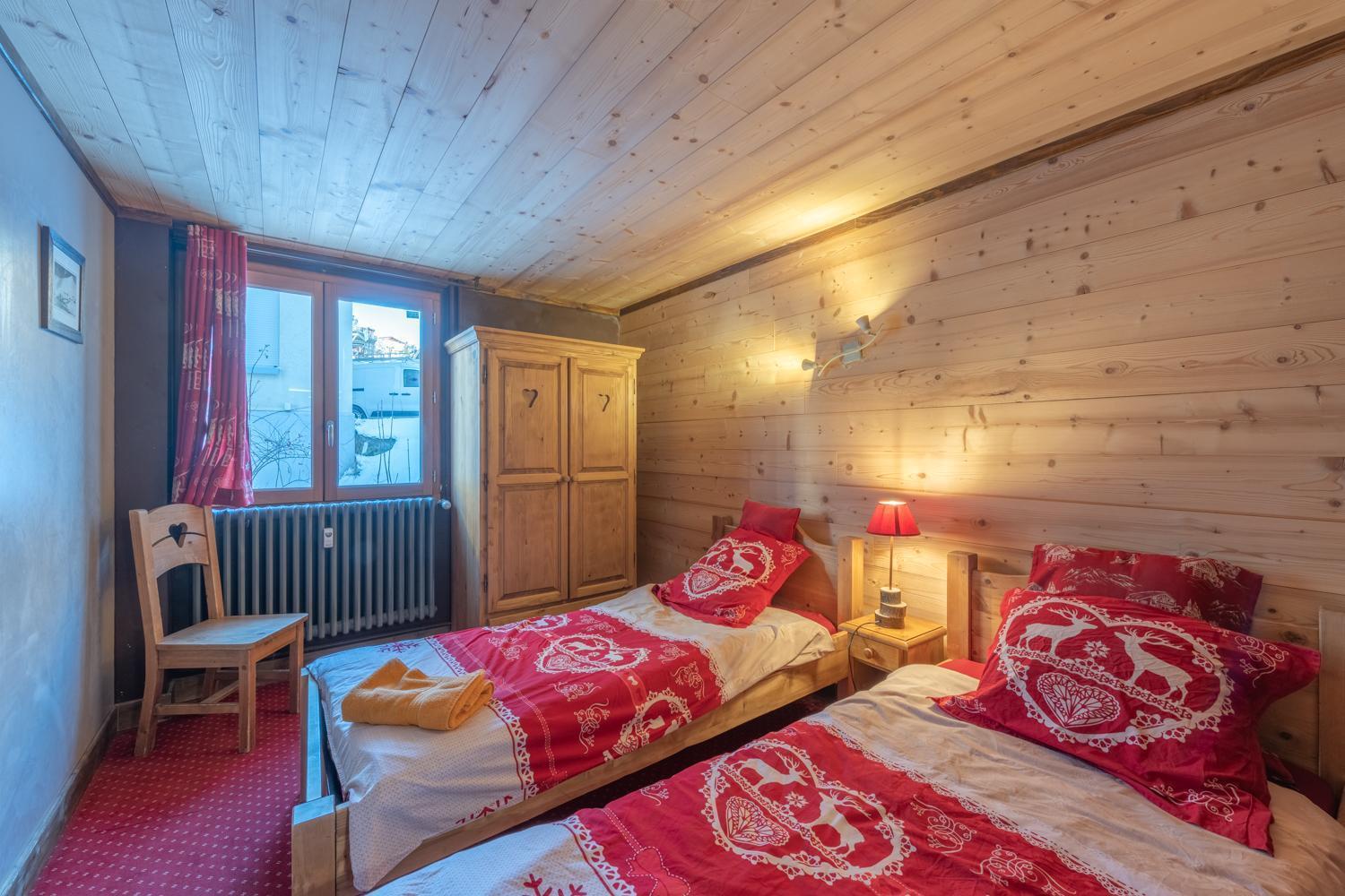 Chalet Alpe D'Huez 1850-Sea And Mountain Pleasure Avec 2 Appartements- 1 Appartement 3 Chambres 8 Couchages - 3 Salles D'Eau Et 1 Appartement 5 Chambres 12 Couchages 5 Salles D'Eau - Jacuzzi Et Sauna -Pieds Des Pistes Et Centre Екстериор снимка