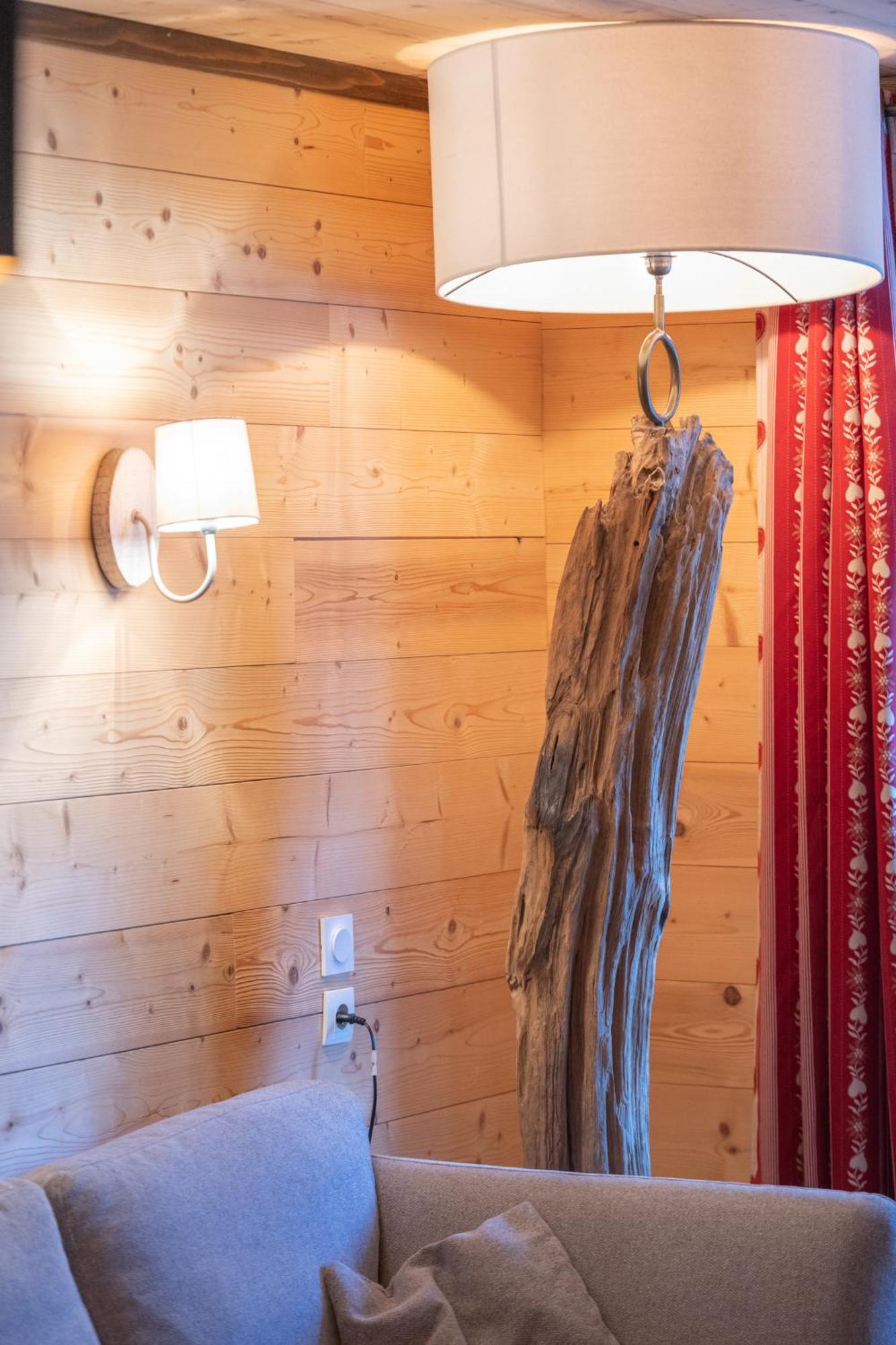 Chalet Alpe D'Huez 1850-Sea And Mountain Pleasure Avec 2 Appartements- 1 Appartement 3 Chambres 8 Couchages - 3 Salles D'Eau Et 1 Appartement 5 Chambres 12 Couchages 5 Salles D'Eau - Jacuzzi Et Sauna -Pieds Des Pistes Et Centre Екстериор снимка
